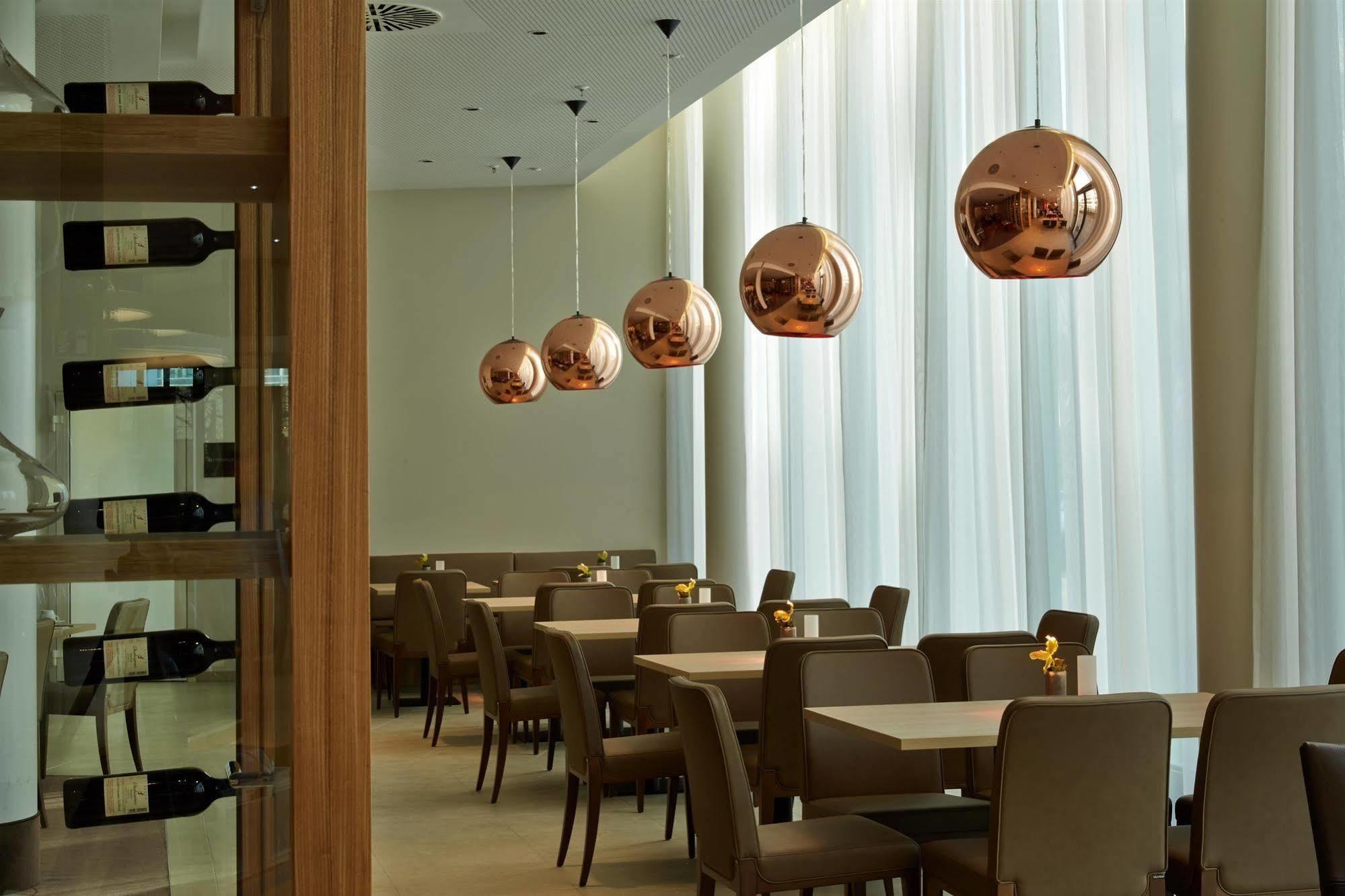 Hotel H4 Messe